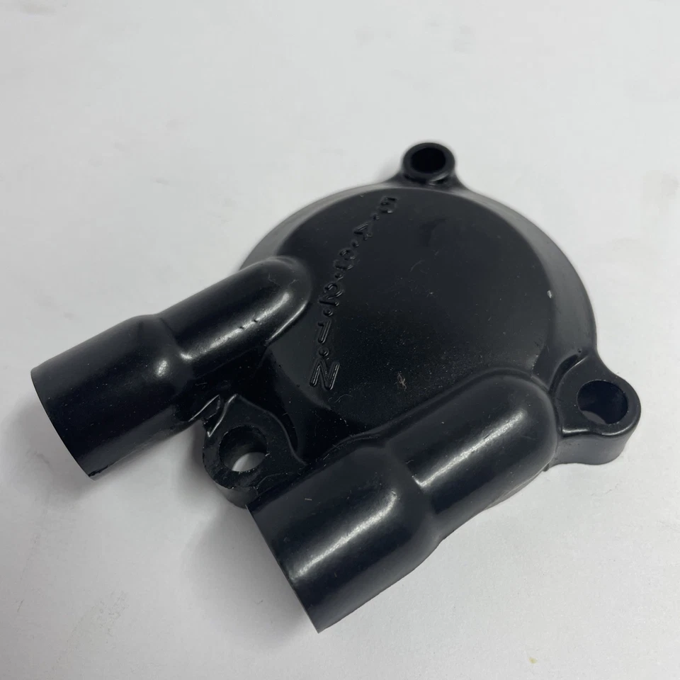 Cubierta de filtro de aceite Yamaha 1YW-13447-00-00 nueva OEM 1997 YFM350FW Big Bear Foto 2 de 4