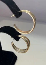 Kendra Scott KS Hammered Double Hoop Earrings Gold Tone 1"