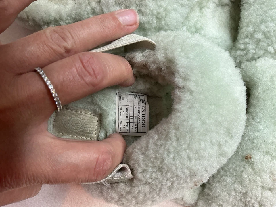 Zapatilla para mujer UGG Oh Yeah 1107953 color azul cielo 7 Foto 4 de 4