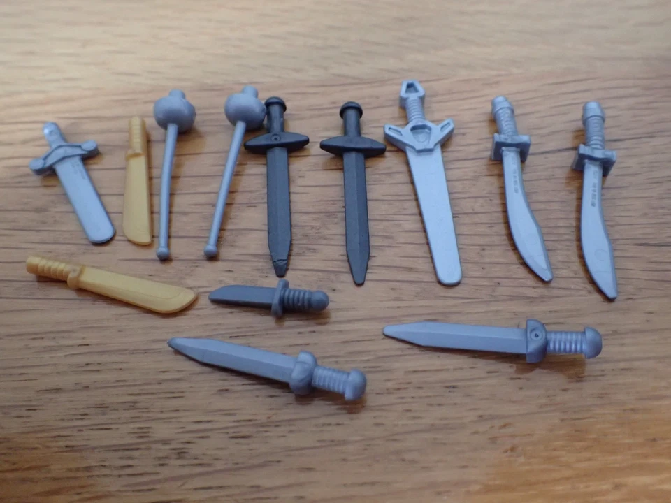 Lego Minifigure Weapon selection inc: 76764 18034 29109 93550 48495 18031 25111 - Image 1 of 1