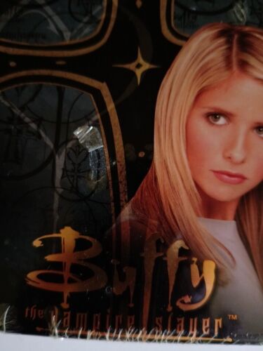 Buffy the Vampire Slayer: Tin Lunchbox Sealed - Picture 8 of 8