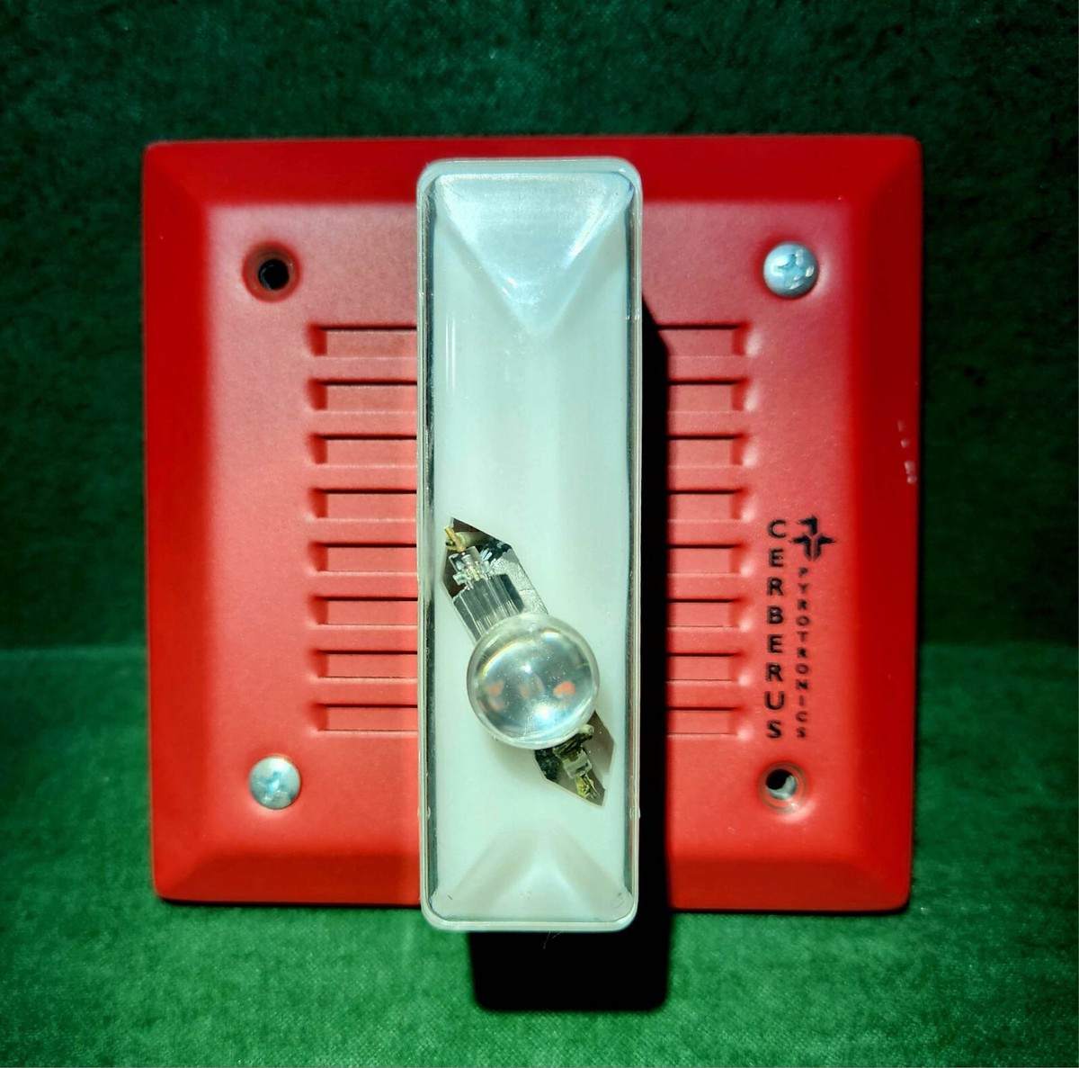 Cerberus Pyrotronics MTL S15 17 75 Siemens Fire Alarm Horn Strobe