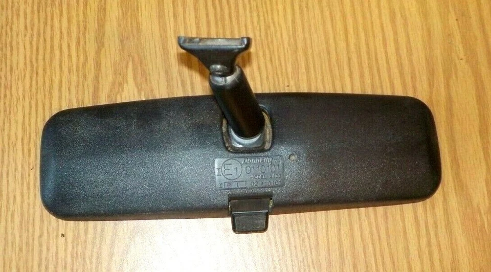 Espejo retrovisor Plymouth Grand Voyager 2000 con atenuación manual - negro Foto 2 de 2