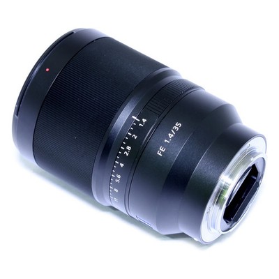 Sony FE 35mm F1.4  E Mount Zeiss Lens