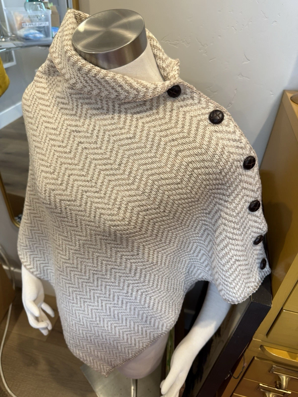 Aran Woollen Mills Heritage Herringbone Wool Poncho Cape Made in Ireland OS