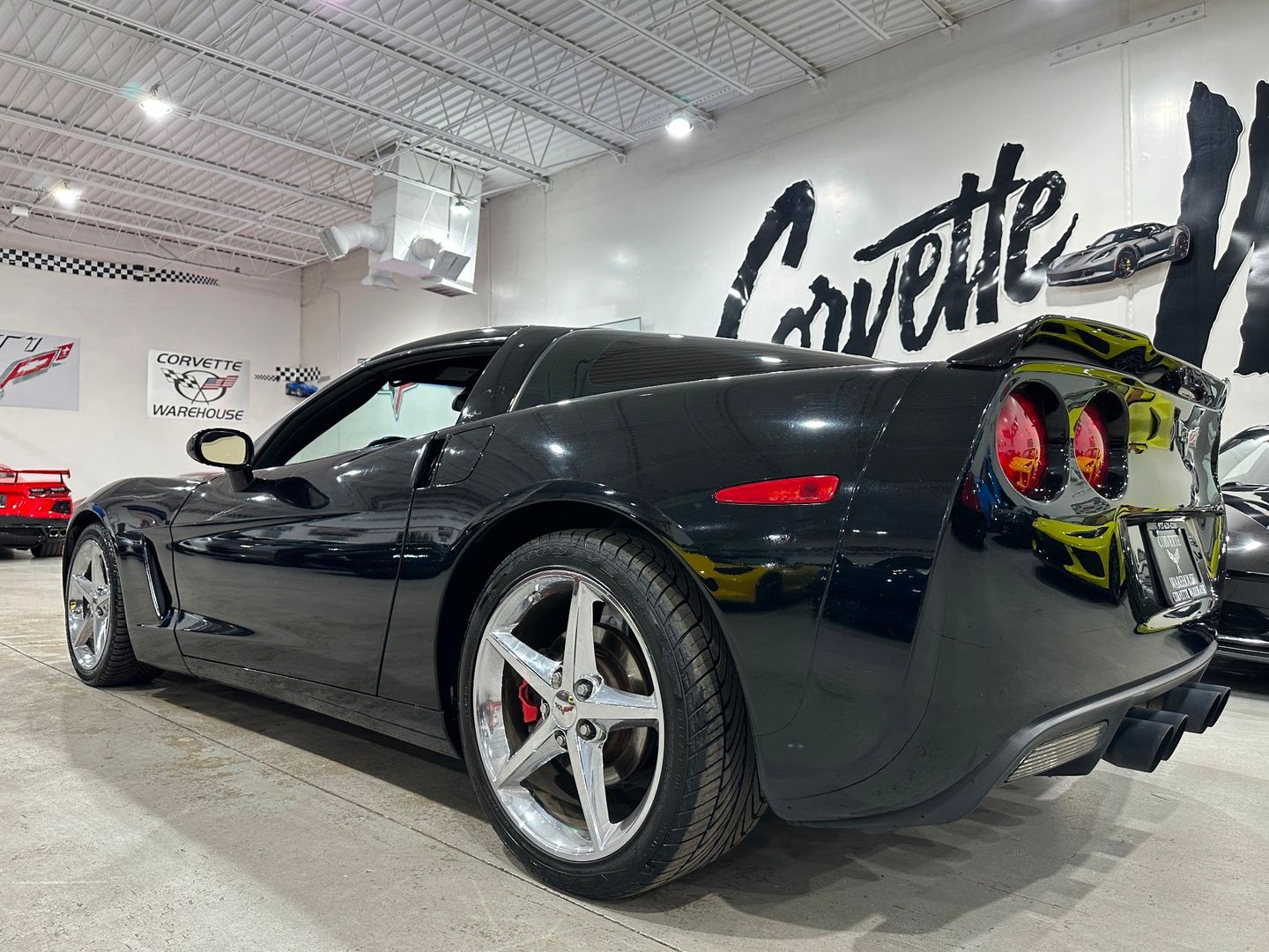 2011 [41U] Black Chevrolet Corvette   | C6 Corvette Photo 2