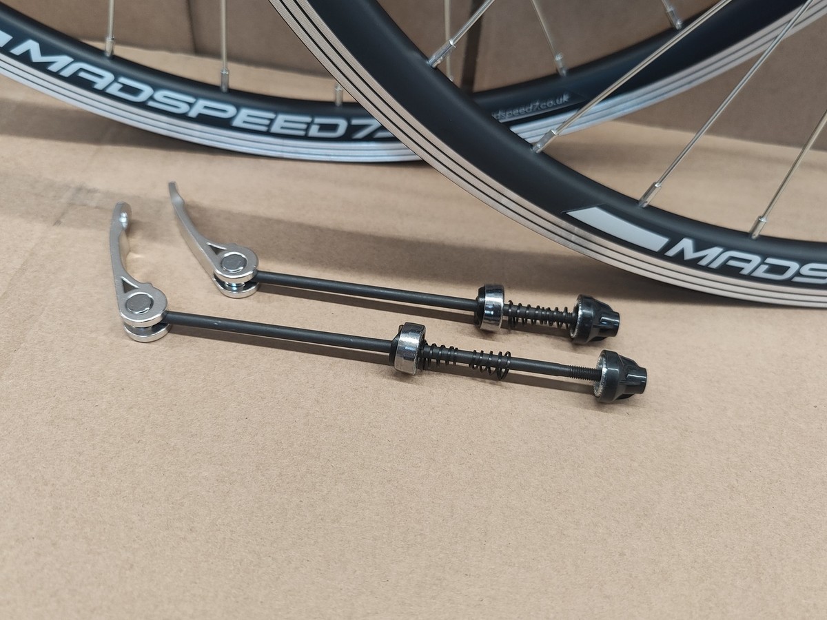 タッシー　27.5 26 650B sid 34 36 Universal Cycles -- Quality Shimano Deore/DT Swiss 533d