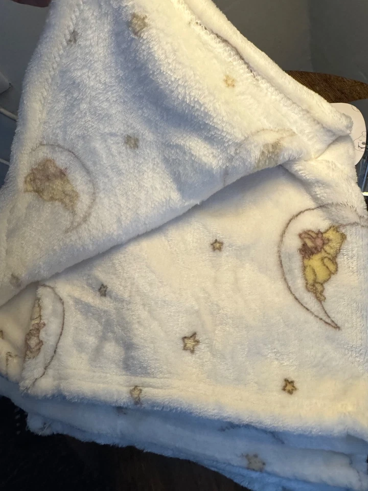 Disney winnie the pooh baby blanket / soft blanket for 0-6 months baby unisex - Image 3 of 4