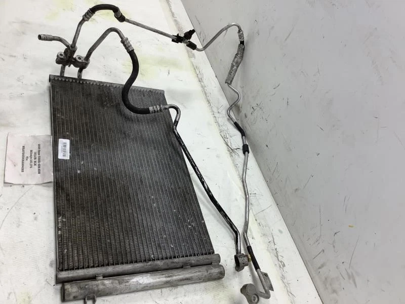 BMW 335XI 2008 sedán condensador de aire acondicionado con mangueras evaporador a condensador y compresor Foto 2 de 4