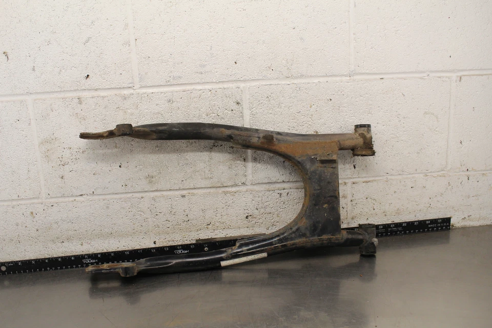 1979 Honda Hawk I 400 CB400T REAR SWINGARM SUSPENSION ARM C397 - Image 4 of 4