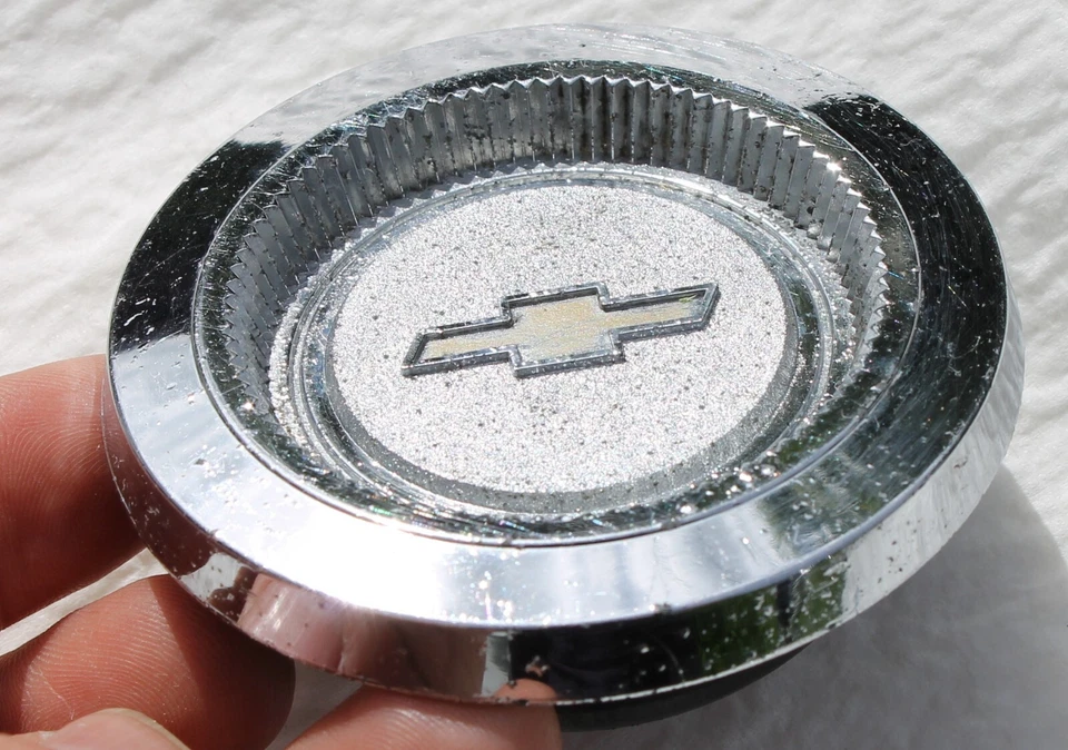 Chevrolet Chevy II Nova 1966 volante bocina botón GM 3873627 original OEM Foto 3 de 4