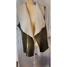 Chic Soul Women's Faux Suede Sherpa Army Olive Green Lined Sleeveless Vest 3x