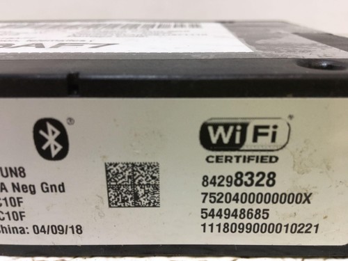 18 Buick BUICK ENCLAVE Communication/Telematics Control Module ID 84298328 - Picture 3 of 3