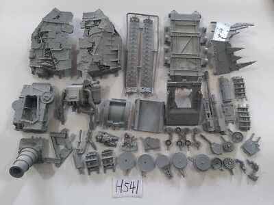 Uncolored model Ork Kill Burst/ Kill BlastTank WOW