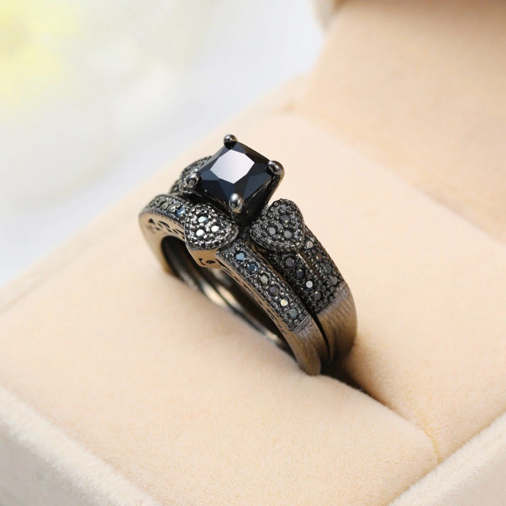 Black gold on sale wedding set