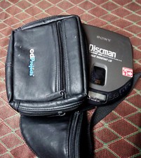 Sony Discman D-171 with carrying case