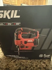 Skil JS314901 6 Amp Corded Electric Orbital Jig Saw with Halo Light and 2 Blades