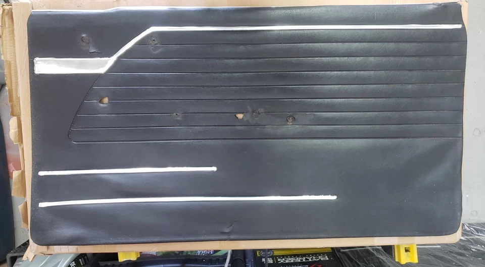 BMW E10 1600 2002 2002 2002tii 1968-1973 paneles de puerta, negro Foto 2 de 4