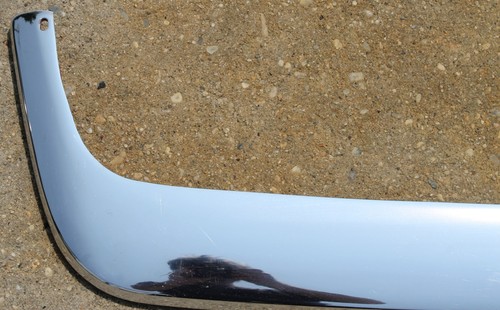 OEM MERCEDES BENZ W126 REAR BUMPER CHROME MOLDING TRIM 1960-1993 - Picture 9 of 17