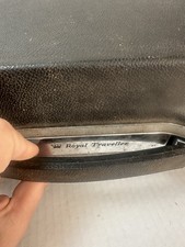 Sony CCD-F33 Camcorder INCOMPLETE For Parts Heavy Wear Royal Traveller Case