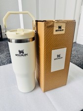 Stanley tumbler IceFlow Flip Straw Water Bottle 30oz Light