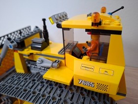 LEGO 7685 City Construction Dozer Bulldozer Complete with Instructions No Box