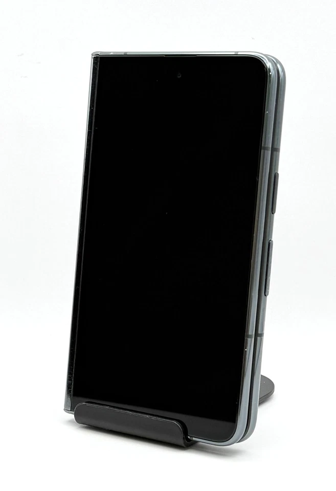 Google Pixel Fold · 512GB, photo 1 of 5