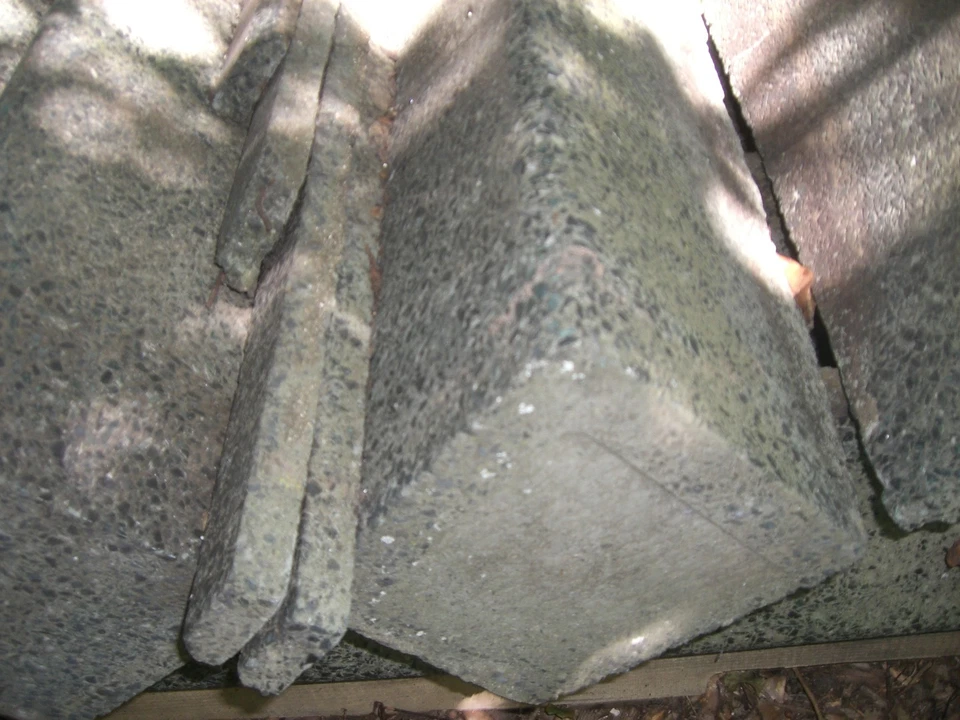 Pedestal industrial urbano jardín arquitectónico dintel piedra vintage frontón piedra Foto 4 de 4