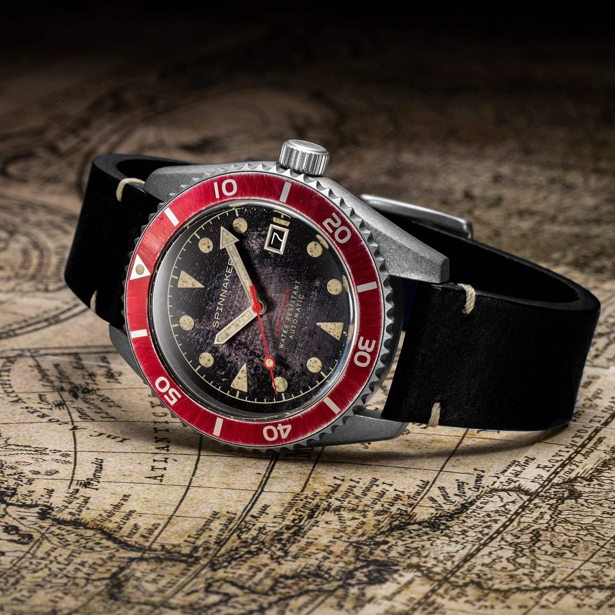Wreck Red Ring & Gray / Leather | Black Dial Wristwatch SP 