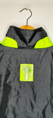 Nike International Men's Vintage Logo 