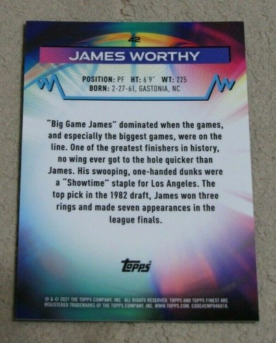 2021 Topps Finest Basketball #42 James Worthy Green Refractor Serial # /99 - Picture 2 of 2