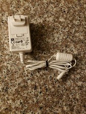 GENUINE JBL YJS020F-1201500D Flip Speaker AC Adapter WHITE WALL Charger