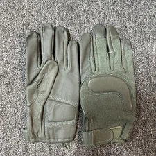 US. Army Combat Gloves Type II Capacitive Size Medium New In Package