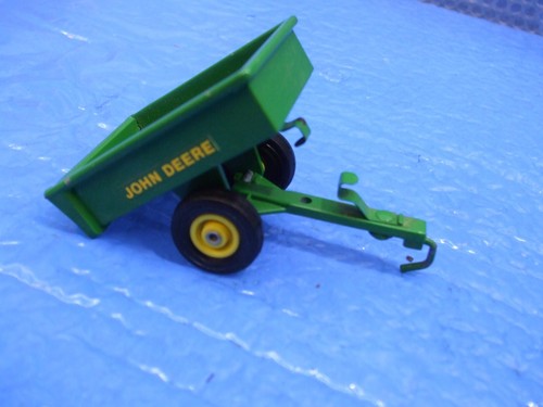 John Deere Metal Lawn Mower Garden Tractor 5591-8890 + 542-6511 Dump Trailer toy - Picture 6 of 8
