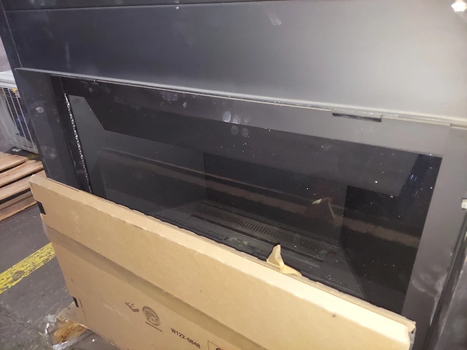 Napoleon Ascent 36 Inch Linear Gas Fireplace, BL36NTEA-1, Scratch & Dent - Image 3 of 4