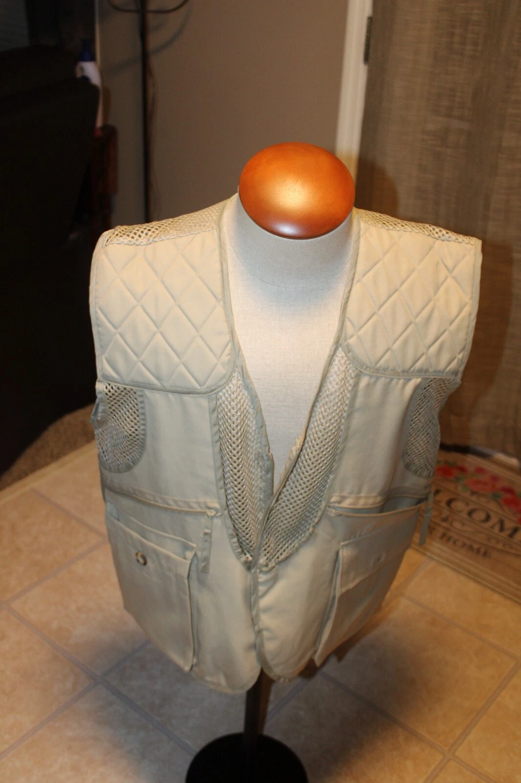 Fieldline Fishing Hunting Vest Mens Mesh Breathable size Medium