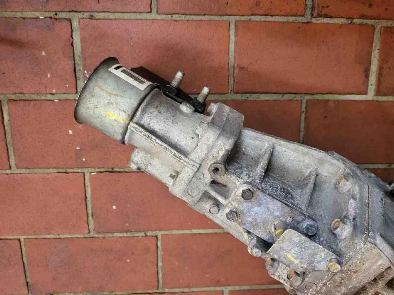 Dodge Caliber 2007-2009 montaje de caja de transferencia OEM Foto 3 de 4