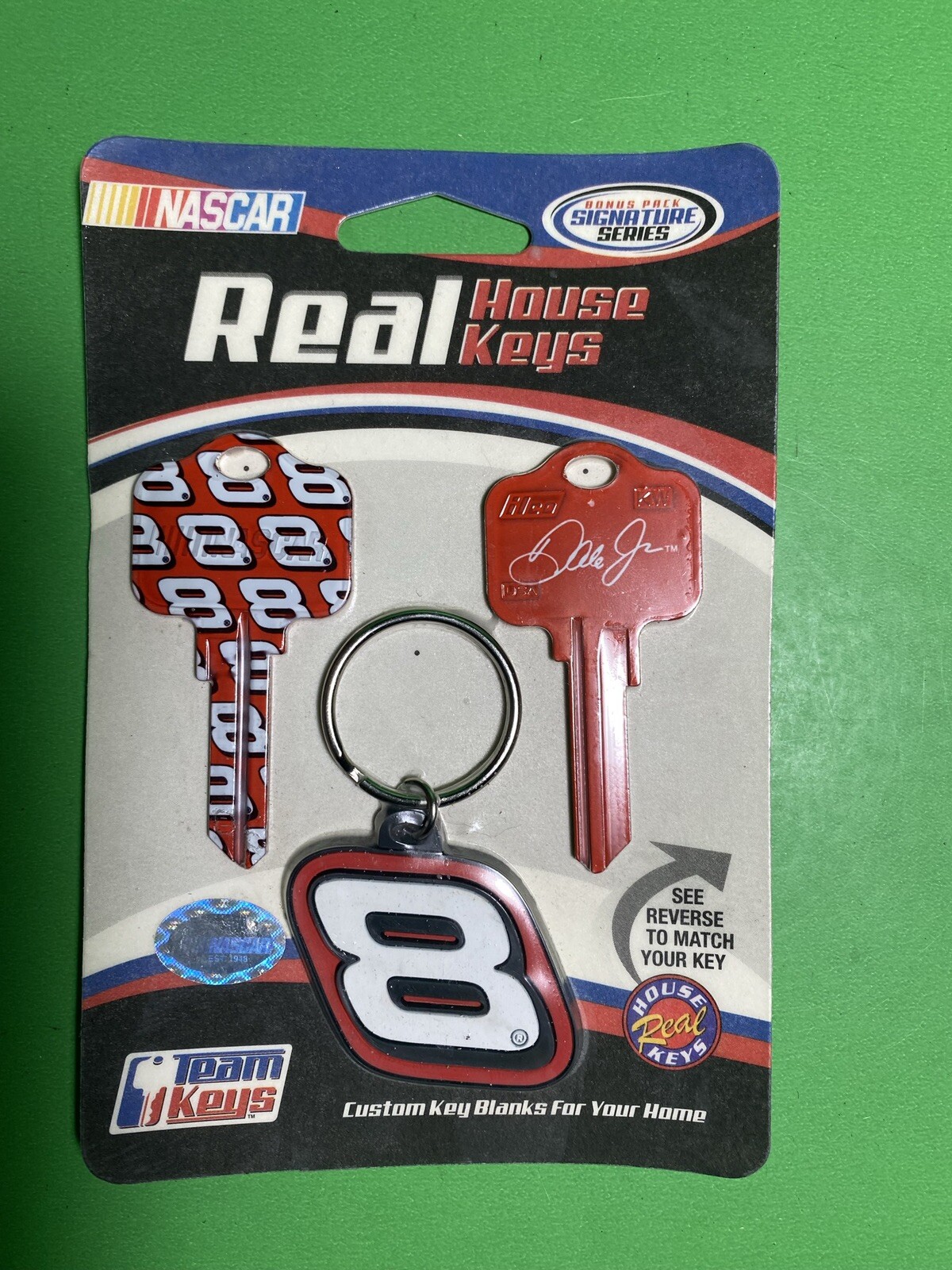 Nascar Real House Keys 8 Dale Earnhardt Jr., 2 Key Blanks & a Key