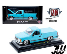 M2 Machines 1:24 1988 GMC Sierra 1500   Blue   Release 140B