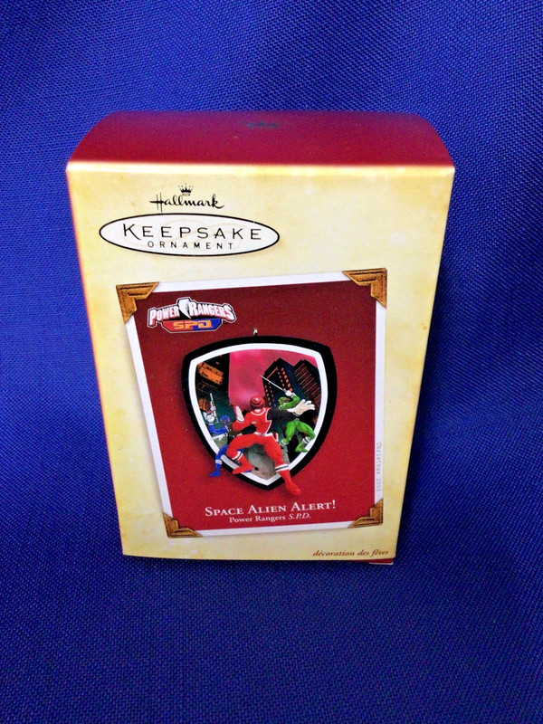 New 2005 Hallmark Ornament Power Rangers SPD Space Alien Alert Rare