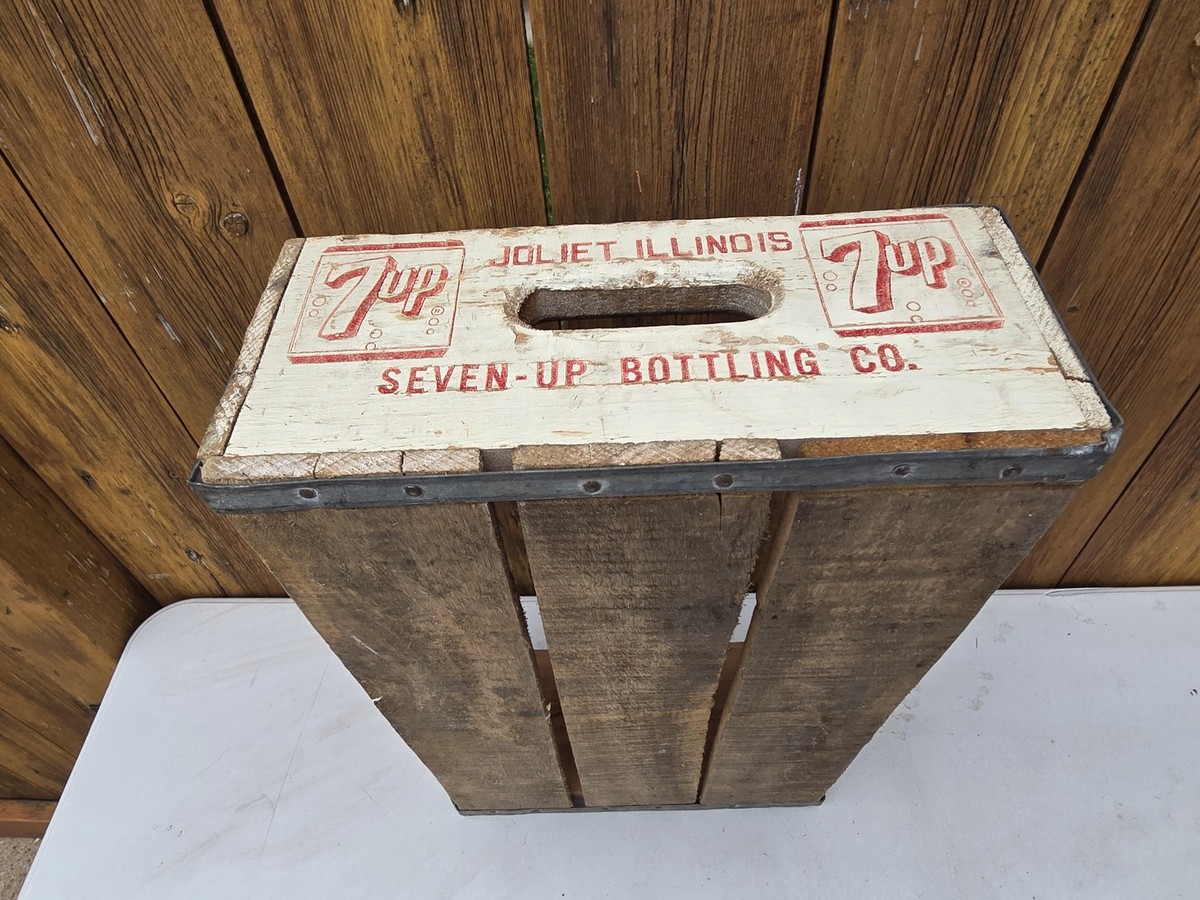 Vintage 1969 7 Up Fresh Up White Wood Soda Crate Box Joliet