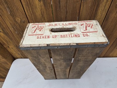 Vintage 1969 7 Up Fresh Up White Wood Soda Crate Box Joliet