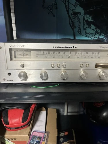 U23429 vintage Marantz Mod 2218 stereophonic  stereo receiver was produc G3D