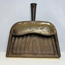 Vintage JV Reed Brown Metal Dust Pan  1960s