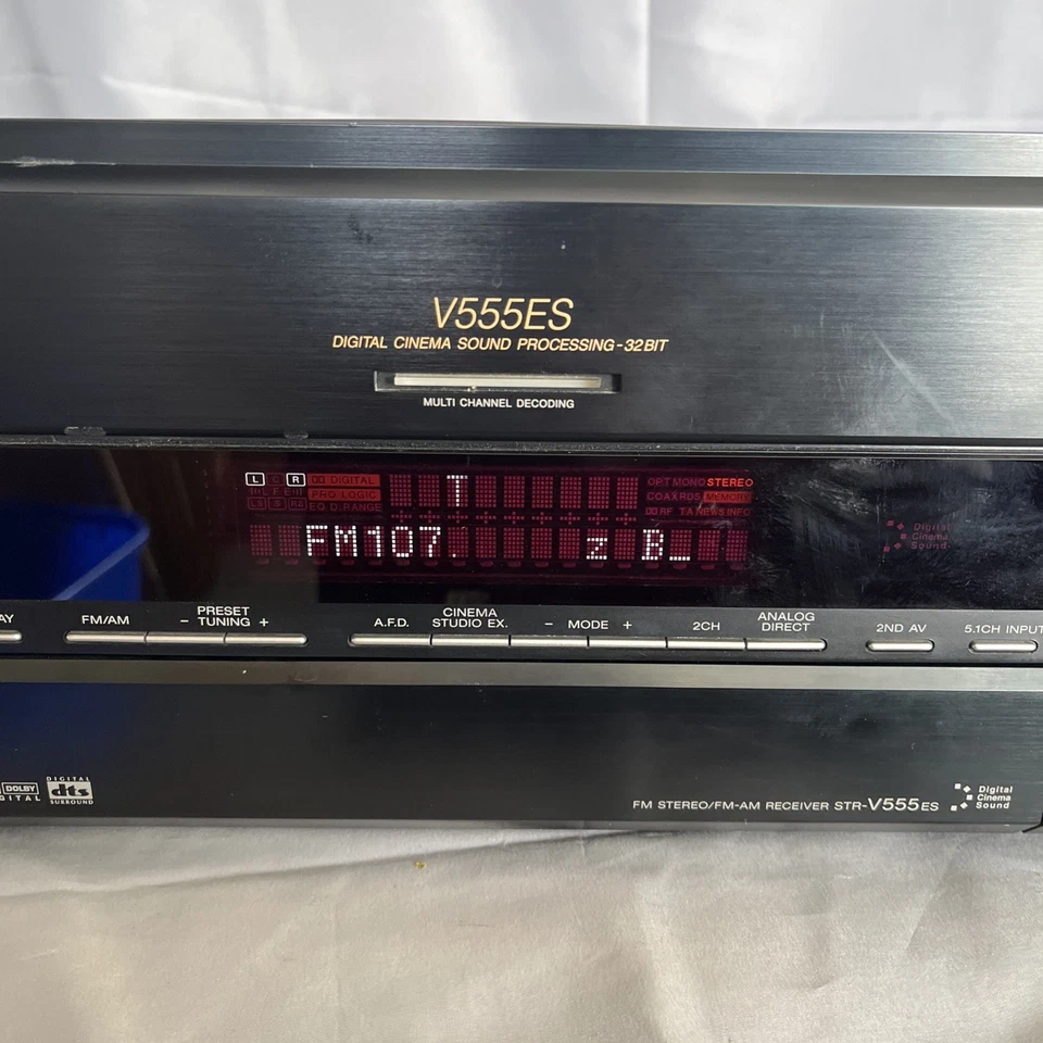 Amplificador sintonizador receptor estéreo AM FM SONY STR-V555ES - Para piezas - Sin control remoto Foto 3 de 4