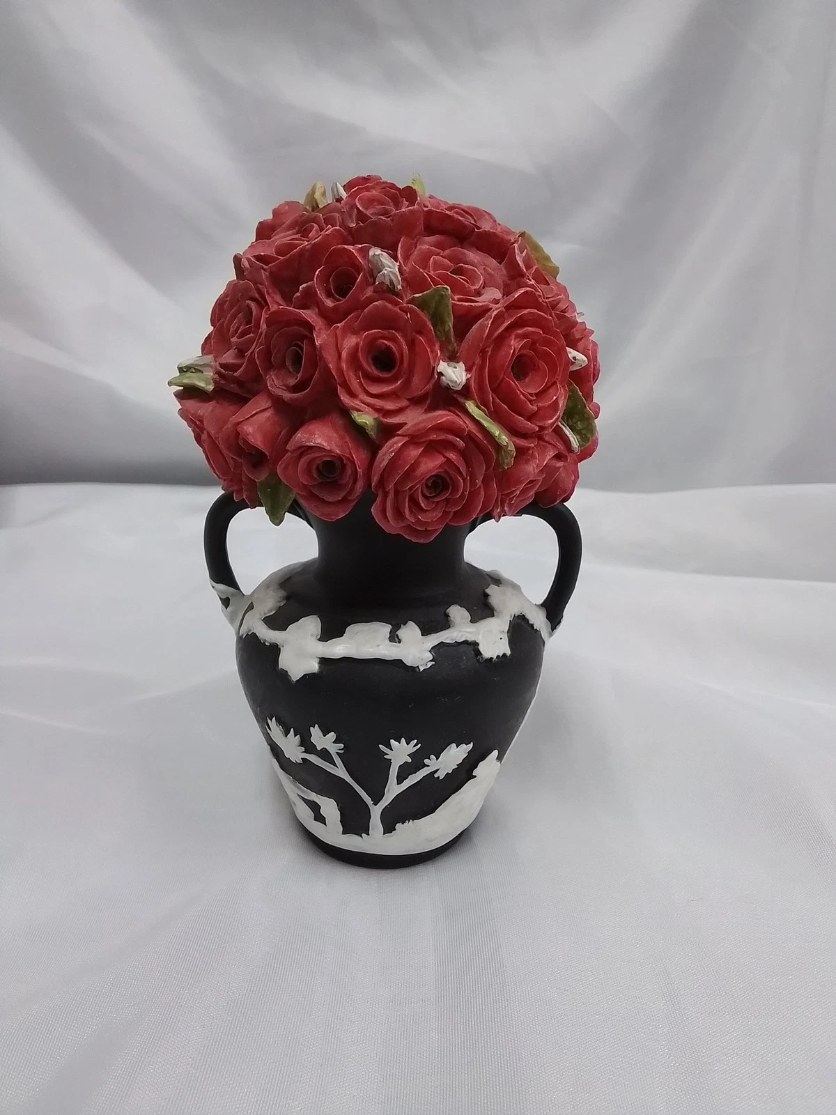 Atlas Editions 'Floral Treasures 'Decorative Vase Red Rose 25cm - Z#4403