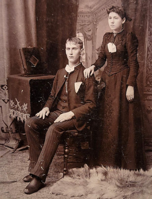 Peoria Illinois Portrait Of A Man And Woman Antique Vintage Cabinet Card Photo
