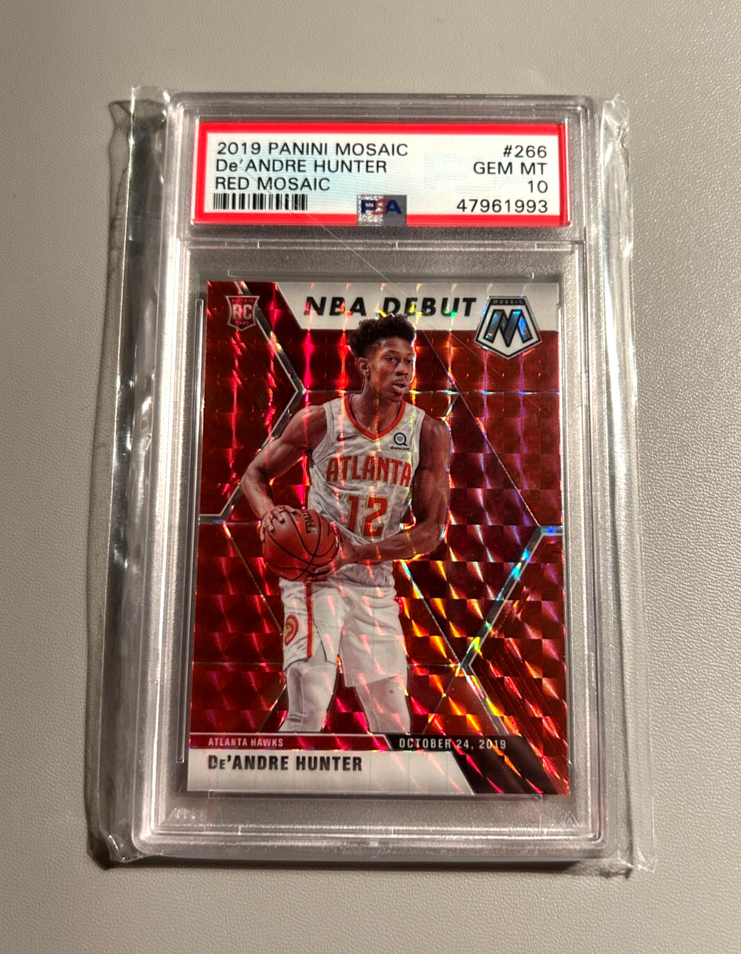 2019 Panini Mosaic DE'ANDRE HUNTER Red Mosaic RC #266 PSA 10