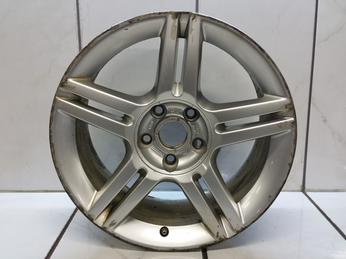 アウディ　A4 B7 DTM 18インチ アルミホイール　OEM アウディ A4 B7 DTM 18インチ アルミホイール OEM アウディ A4
