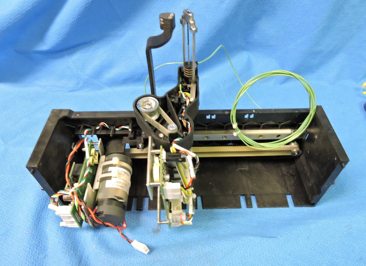 きり　36 NEW Thermo Dionex Needle Arm X-Z Drive AS-AP Sampler 074362-E